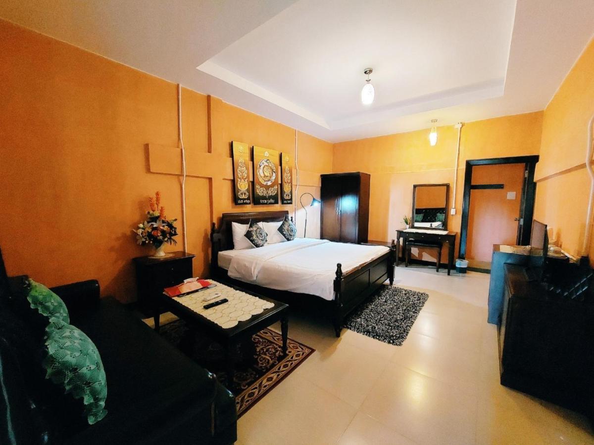 Retro Box Hotel Chumphon Exterior foto